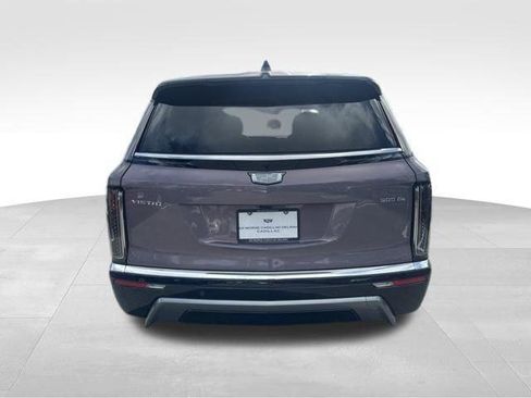New 2026 Cadillac Vistiq Premium Luxury image 4