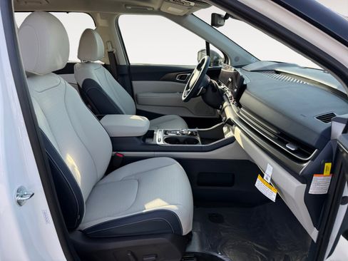 New 2026 Kia Carnival SX Prestige image 19