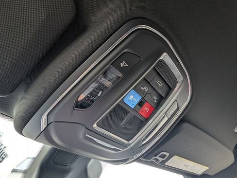 New 2026 Jeep Grand Cherokee Limited image 32