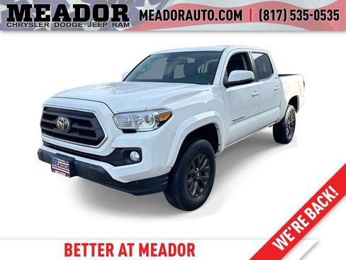 Used 2022 Toyota Tacoma SR5 w/ Technology Package image 1