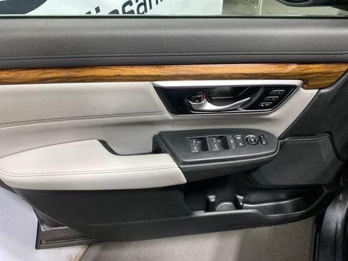 Used 2021 Honda CR-V Touring image 8