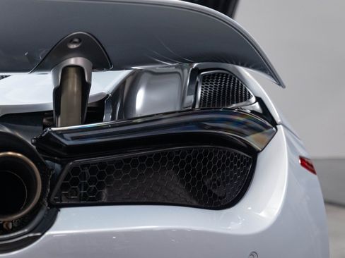 Used 2020 McLaren 720S Luxury RWD image 78