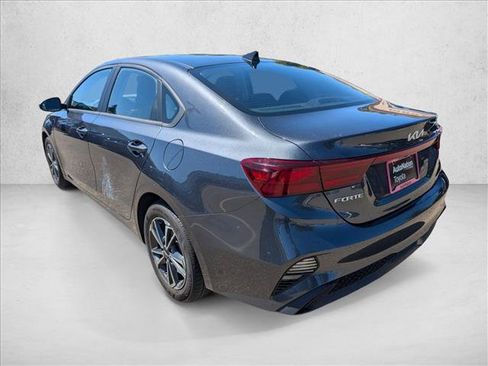 Used 2023 Kia Forte LXS w/ LXS Technology Package FWD image 9