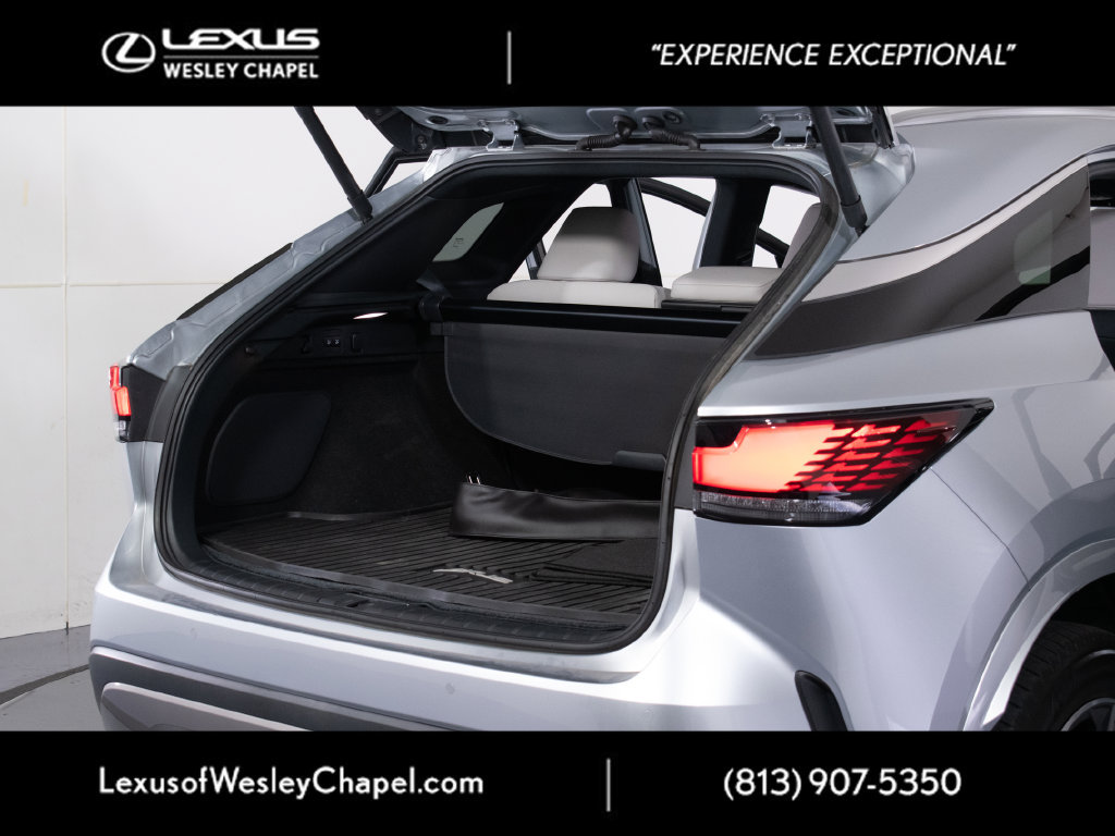 Used 2023 Lexus RX 350h w/ Accessory Package (Z1) AWD/4WD image 13
