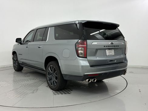 Used 2023 Chevrolet Suburban High Country w/ Premium Package 2 RWD image 3