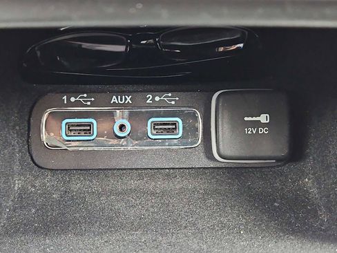 Used 2022 Jeep Grand Cherokee Limited image 47