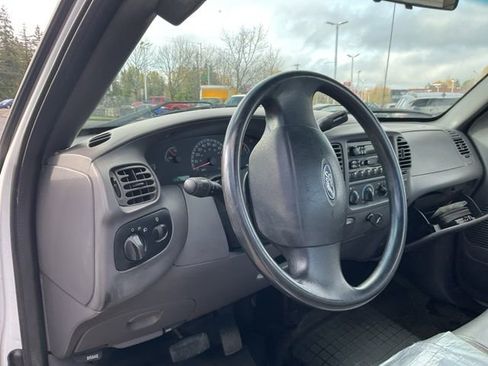 Used 2003 Ford F150 XL image 16