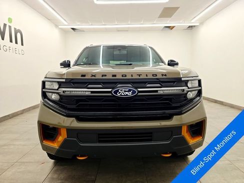New 2027 Ford Expedition Tremor w/ Driver's Package AWD/4WD image 7
