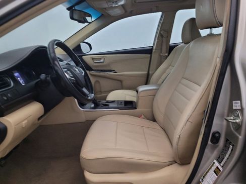 Used 2017 Toyota Camry XLE w/ Moonroof Package FWD image 17