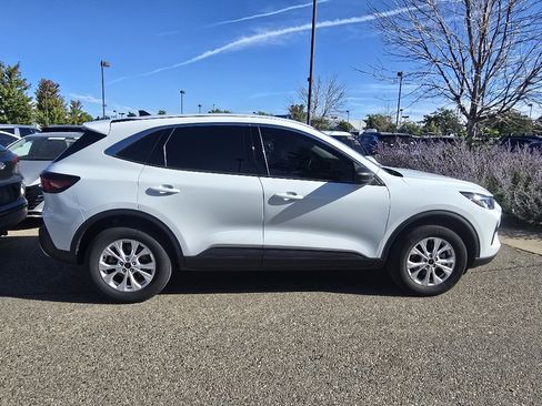 Used 2024 Ford Escape Active w/ Tech Pack #1 AWD/4WD image 18