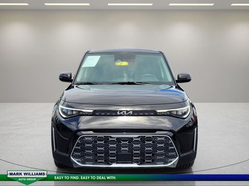 Used 2025 Kia Soul GT-Line w/ GT-Line Technology Package FWD image 9