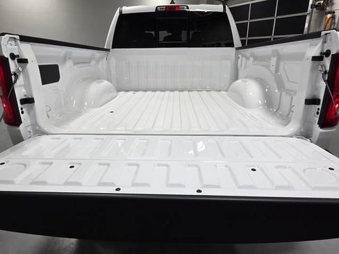 New 2026 RAM 1500 Big Horn AWD/4WD image 12