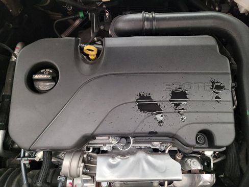 Used 2025 Chevrolet Malibu LT FWD image 30