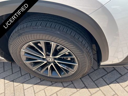 Used 2025 Lexus NX 350 AWD w/ Premium Package image 10