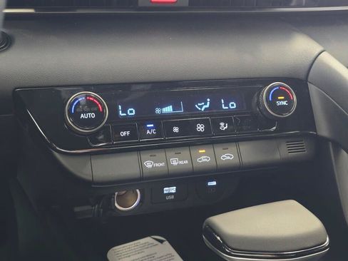 New 2026 Hyundai Elantra Sport w/ Cargo Package FWD image 25