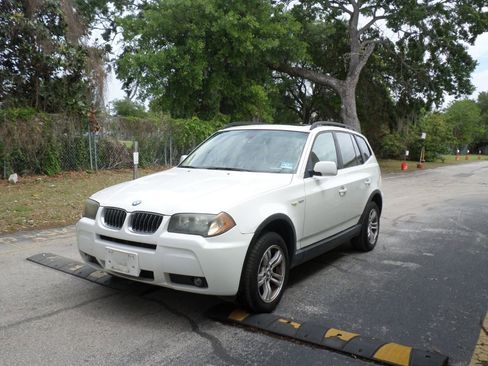Used 2006 BMW X3 3.0i image 4