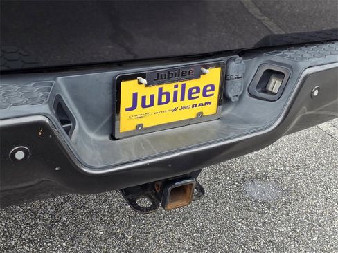 Used 2018 RAM 3500 Big Horn image 29