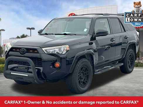 Used 2015 Toyota 4Runner SR5 AWD/4WD image 2