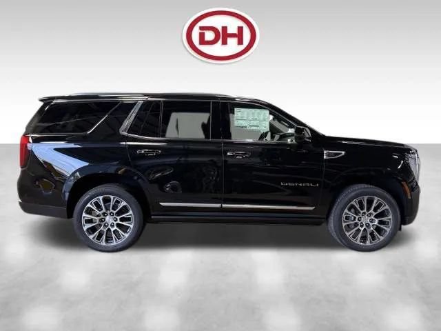New 2026 GMC Yukon Denali w/ Denali Reserve Package AWD/4WD image 2
