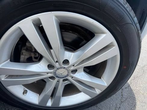 Used 2015 Mercedes-Benz ML 350 4MATIC image 24
