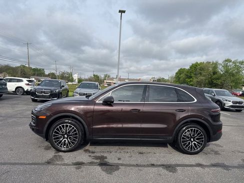 Used 2019 Porsche Cayenne AWD/4WD image 4