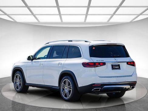 New 2026 Mercedes-Benz GLS 450 4MATIC image 2