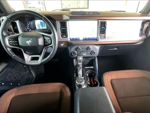 Used 2022 Ford Bronco Outer Banks image 15