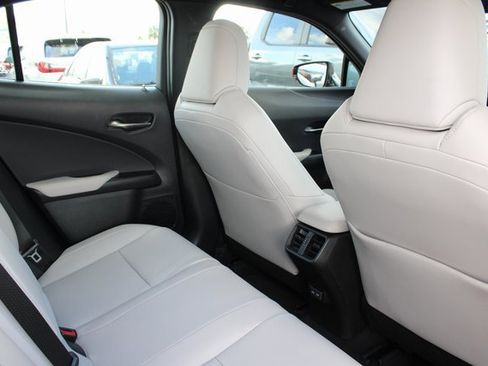 Certified 2022 Lexus UX 250h 250h Base image 6