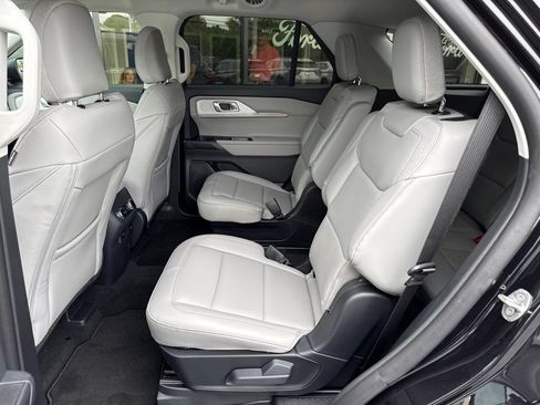 New 2026 Ford Explorer Active w/ Active Comfort Package AWD/4WD image 22