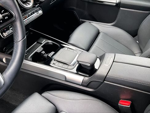 Used 2023 Mercedes-Benz EQB 300 4MATIC w/ Exclusive Package image 16