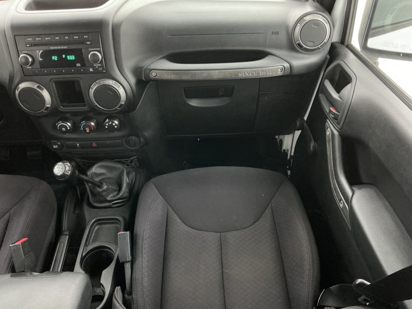 Used 2013 Jeep Wrangler Unlimited Sport AWD/4WD image 28