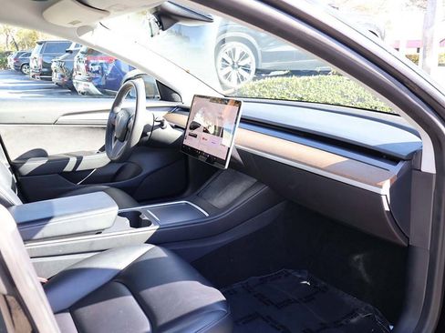 Used 2021 Tesla Model 3 Long Range image 29
