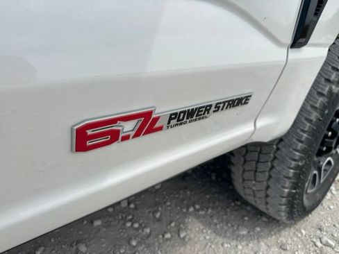 New 2026 Ford F350 Platinum w/ FX4 Off-Road Package AWD/4WD image 10