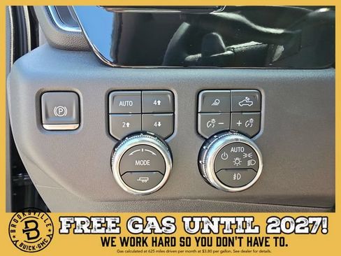 New 2026 GMC Sierra 1500 SLT AWD/4WD image 24