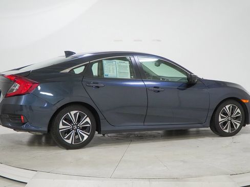 Used 2018 Honda Civic EX-L image 11