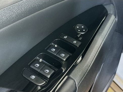 Used 2023 Kia Sportage X-Line w/ X-Line Premium Package AWD/4WD image 7