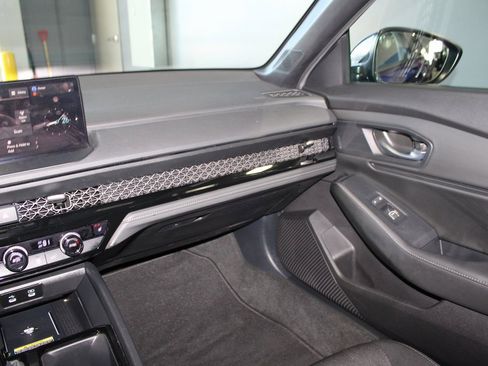 Certified 2025 Honda Accord Sport image 22