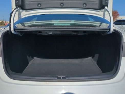 Used 2020 Toyota Corolla LE image 14