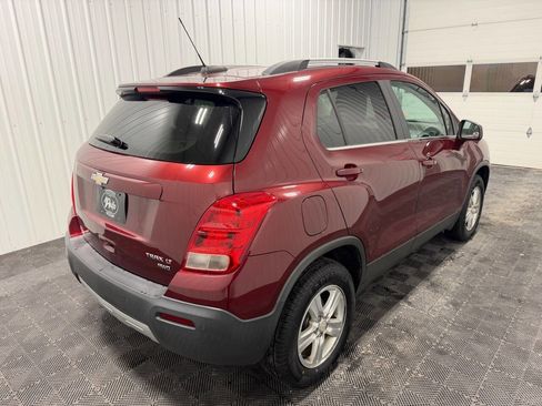 Used 2016 Chevrolet Trax LT w/ LT Sun and Sound Package image 9