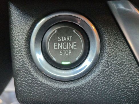 Used 2024 Buick Envista Preferred w/ Convenience I Package image 16