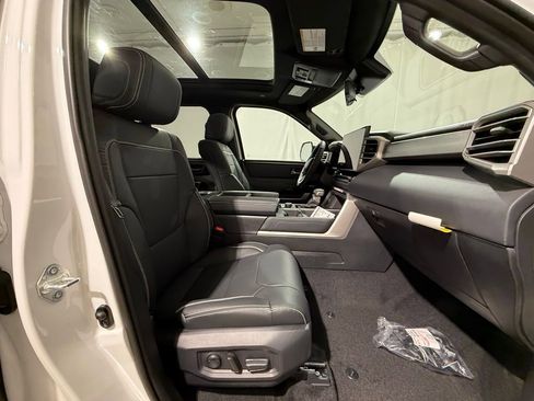 New 2026 Toyota Tundra Limited AWD/4WD image 22
