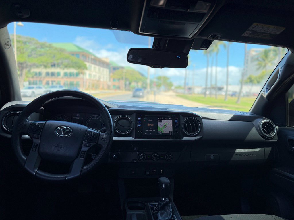 Used 2018 Toyota Tacoma TRD Sport RWD image 16