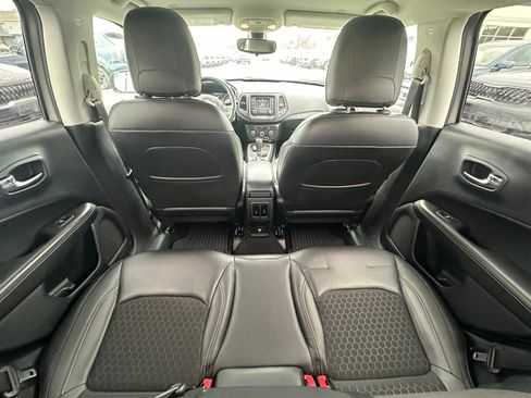 Used 2018 Jeep Compass Latitude w/ Cold Weather Group image 13