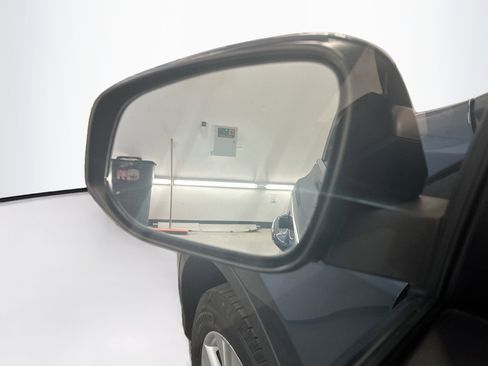 Used 2013 Toyota RAV4 Limited AWD/4WD image 16