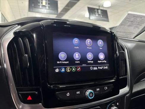 Used 2021 Chevrolet Traverse Premier w/ Redline Edition AWD/4WD image 25