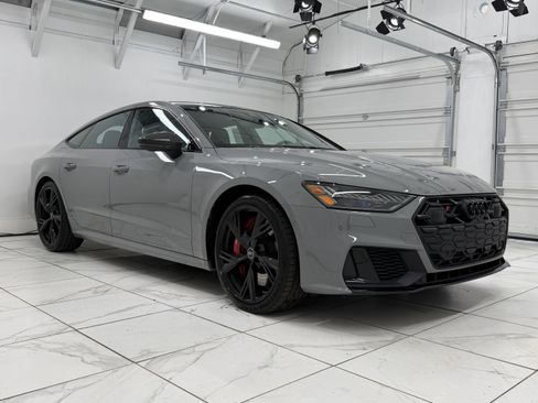 Used 2025 Audi S7 Prestige image 9