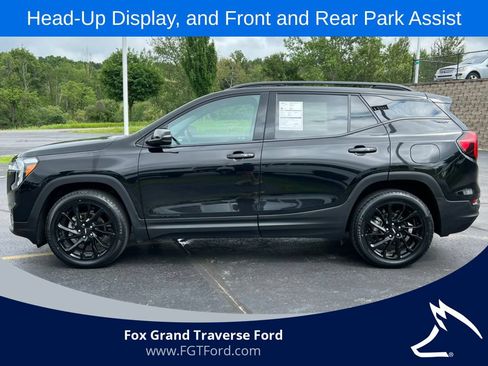 Used 2023 GMC Terrain SLT w/ Infotainment Package II AWD/4WD image 45