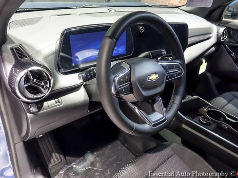 New 2026 Chevrolet Equinox LT FWD image 11
