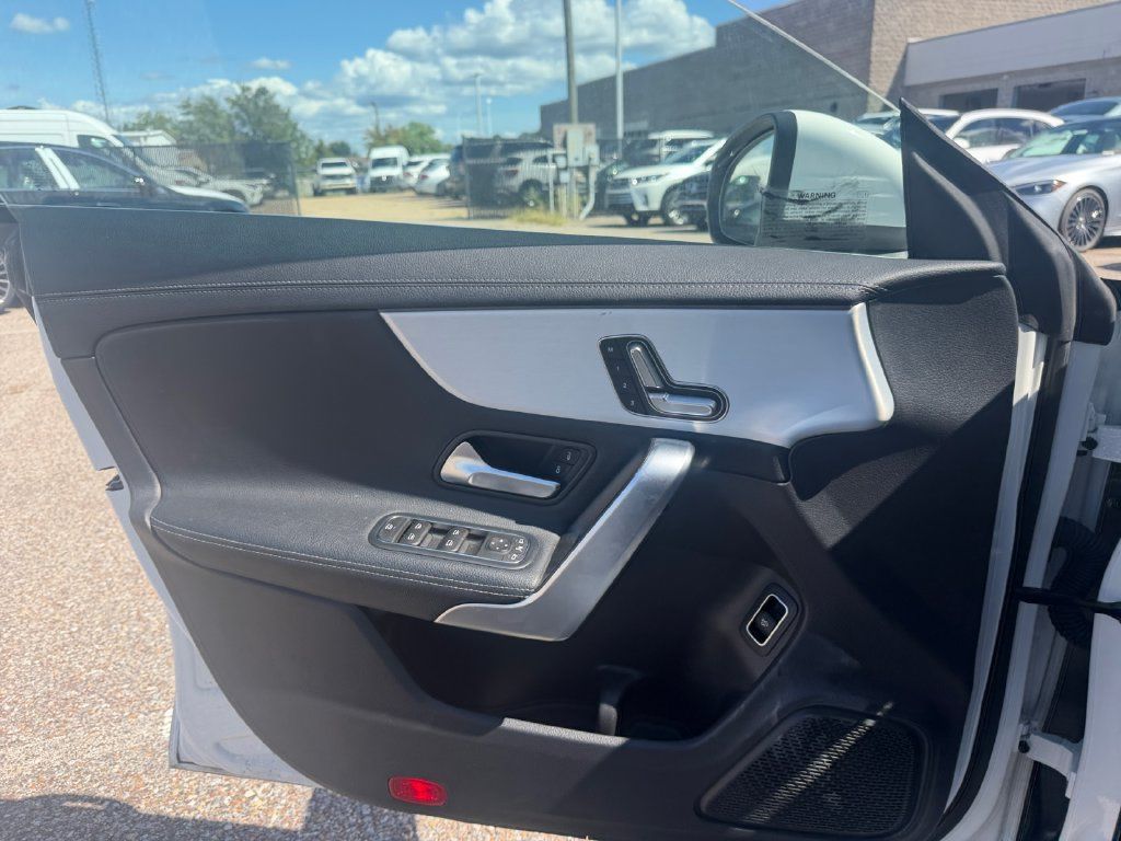 Certified 2025 Mercedes-Benz CLA 250 image 15