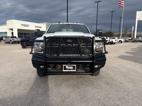 Used 2024 RAM 3500 Big Horn image 8